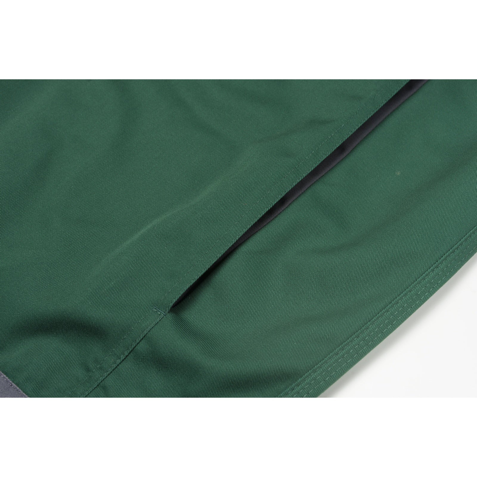 Planam Visline V2 Waisted Jacket green/orange/slate - Greater freedom of movement thanks to the golf pleats in the back
