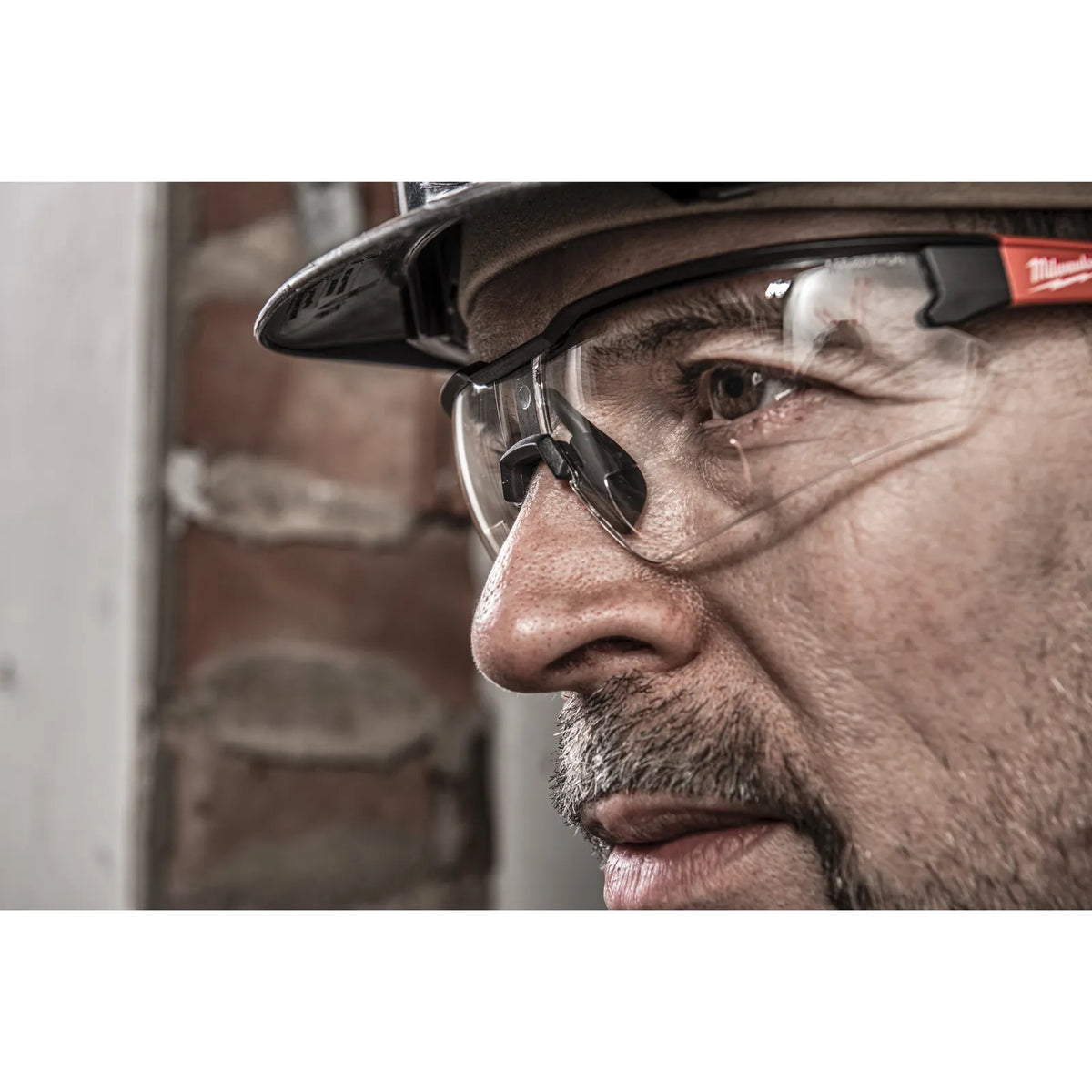 Milwaukee Magnifying Safety Glasses - Clear
