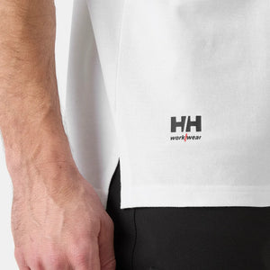Helly Hansen Work Wear - 79398_900_feature2 - Onbody-W26-Winter 2026-FW26-Fundementals -Classic 2.0