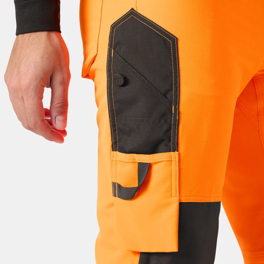 Helly Hansen Work Wear - 77342_269_feature4 - Onbody-S26-Summer 2026-SS26-Hivis-Alna