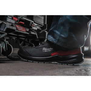 Milwaukee FLEXTRED™ S1PS Low-Cut Safety Shoes ESD 1L110133 - Black