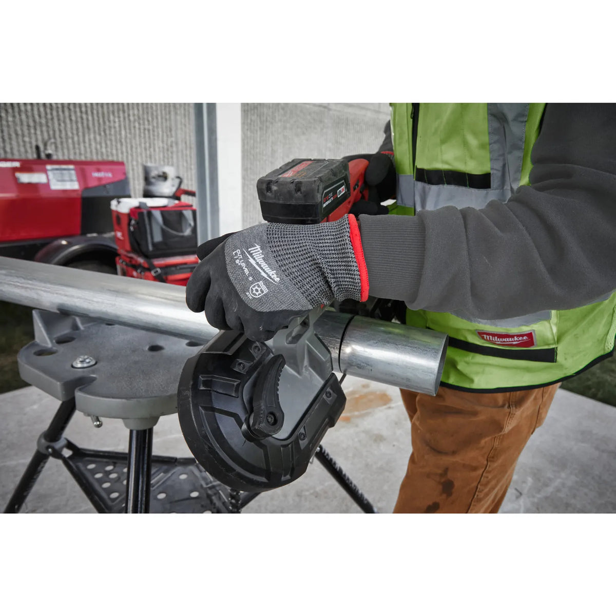 Milwaukee Cut Level E Winter Gloves