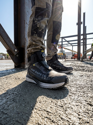 SIR SAFETY FESTIVAL Safety Boots S7S MEN Work Shoe - Nano Fiberglass Toe & NWT Midsole - MB3232Z9 - MB3232Z9_IN-USE_2