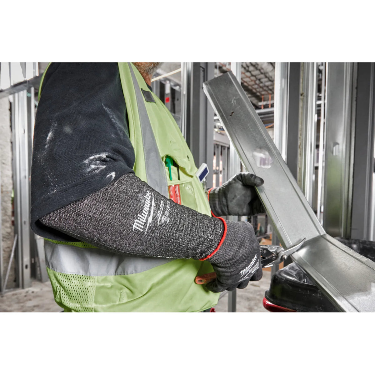 Milwaukee Cut Level E Sleeves